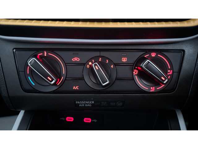 SEAT Arona 1.0 TSI SE Technology 5dr 