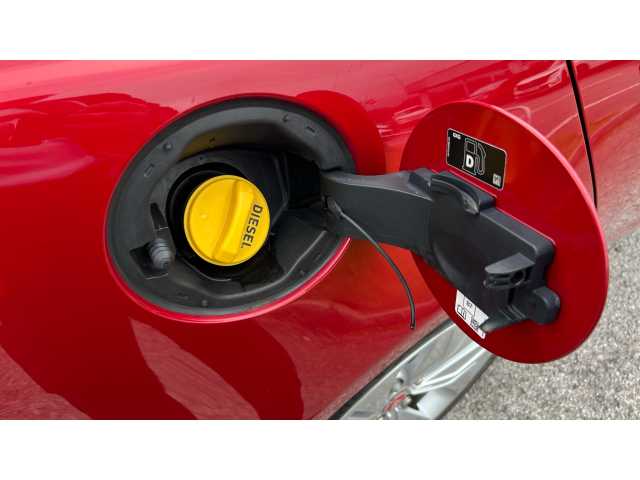 Jaguar XE XE 2.0d S 4dr Auto 