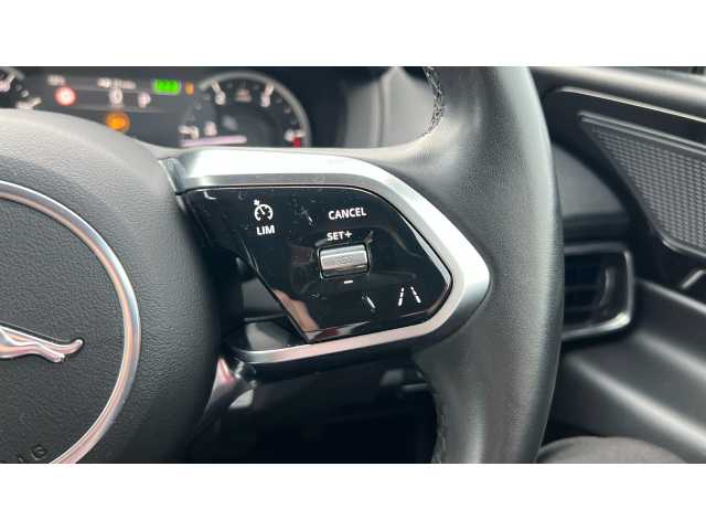 Jaguar XE XE 2.0d S 4dr Auto 