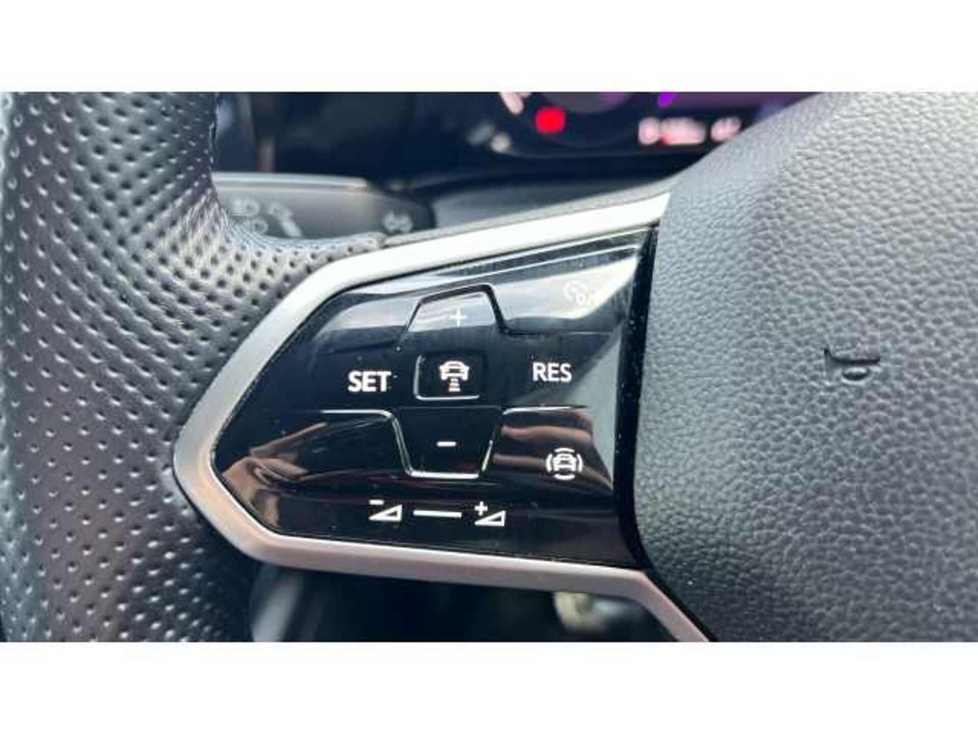 Volkswagen Golf GOLF 1.5 TSI 150 R-Line 5dr 