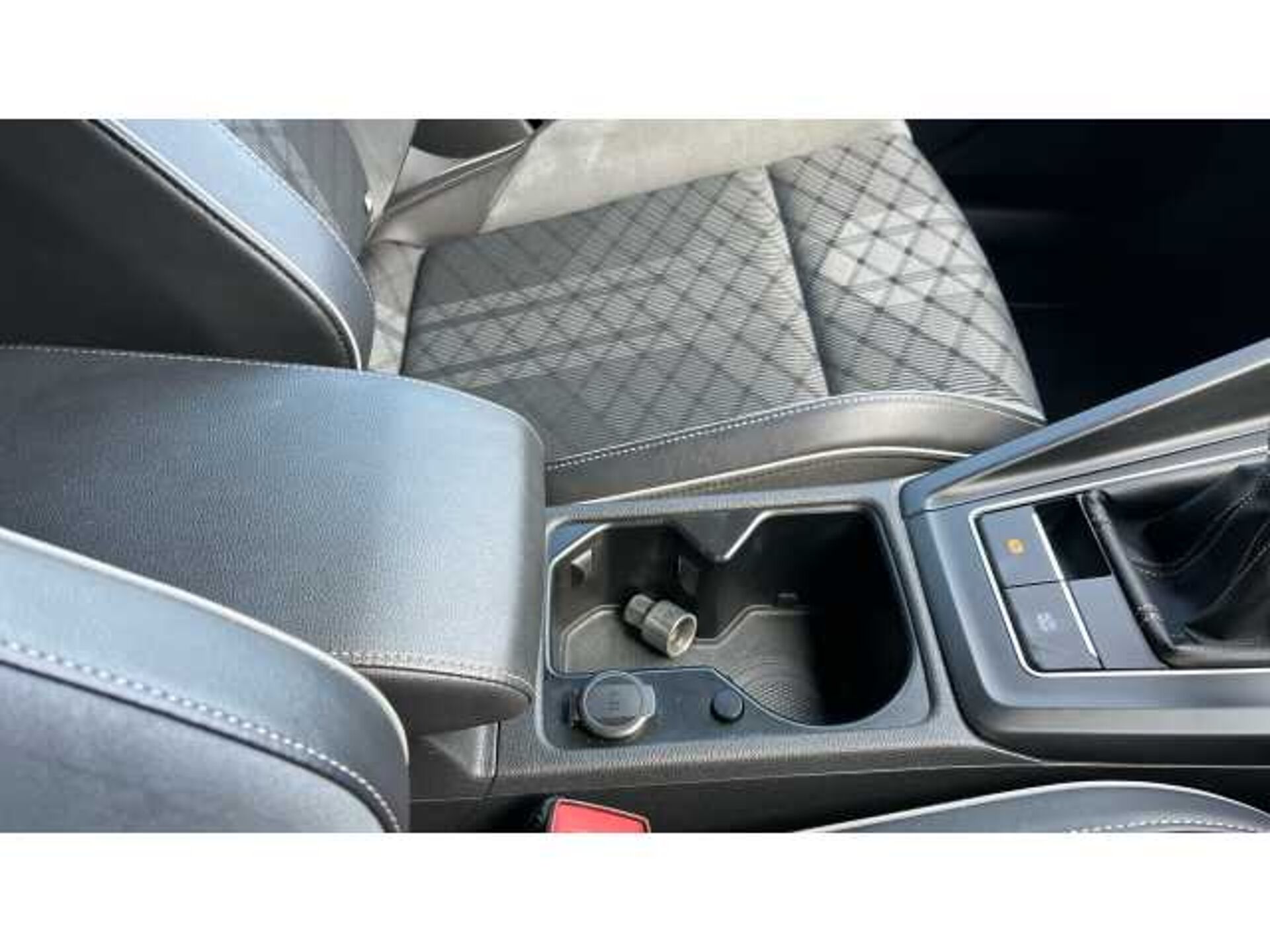 Volkswagen Golf GOLF 1.5 TSI 150 R-Line 5dr 