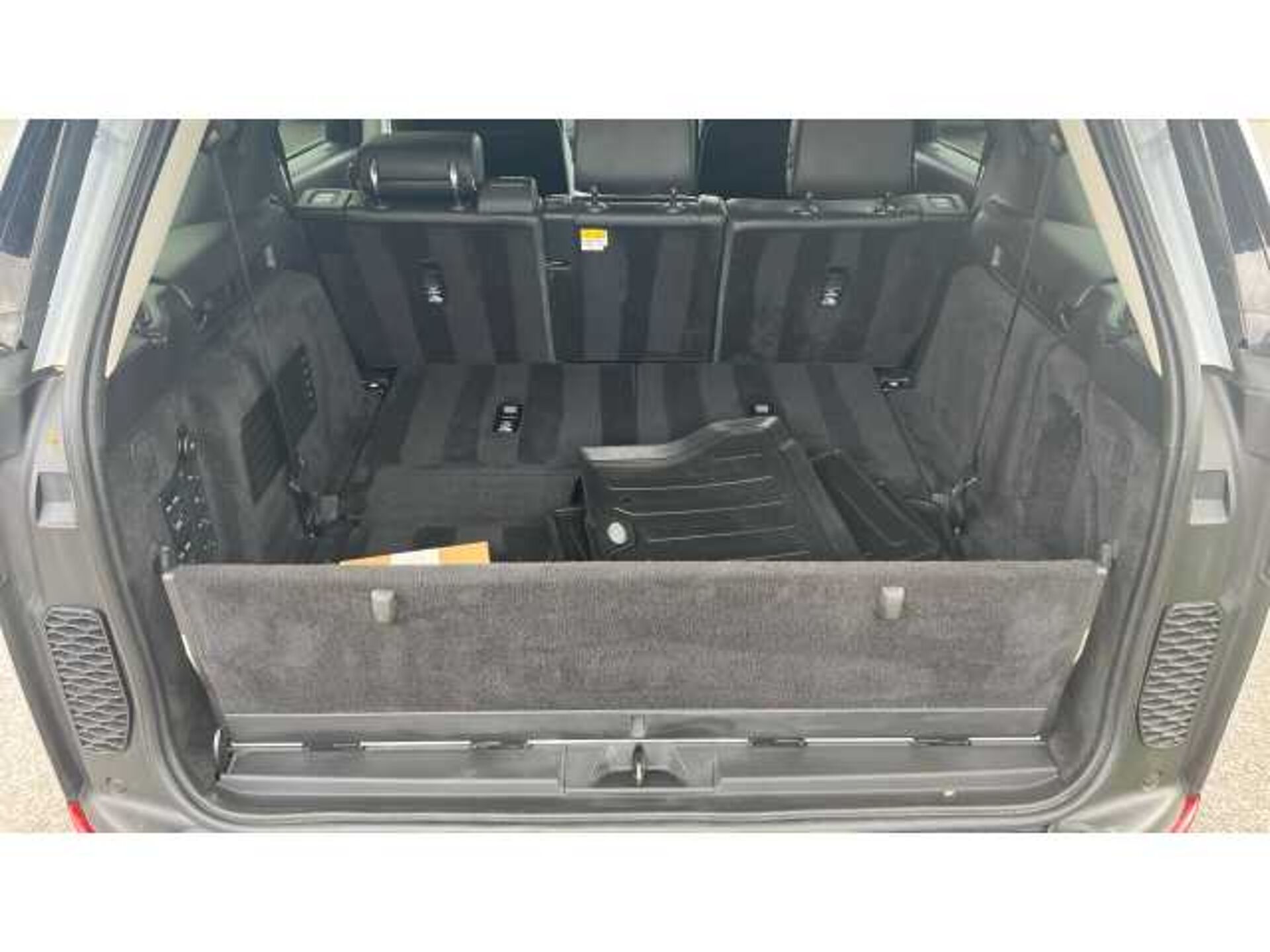 Land Rover Discovery DISCOVERY 3.0 SD6 HSE Luxury 5dr Auto 