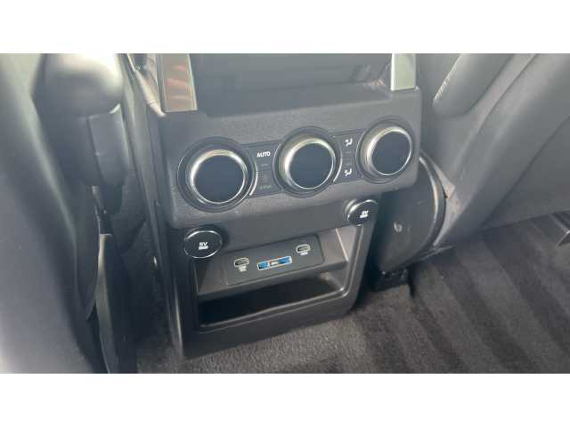 Land Rover Discovery DISCOVERY 3.0 SD6 HSE Luxury 5dr Auto 