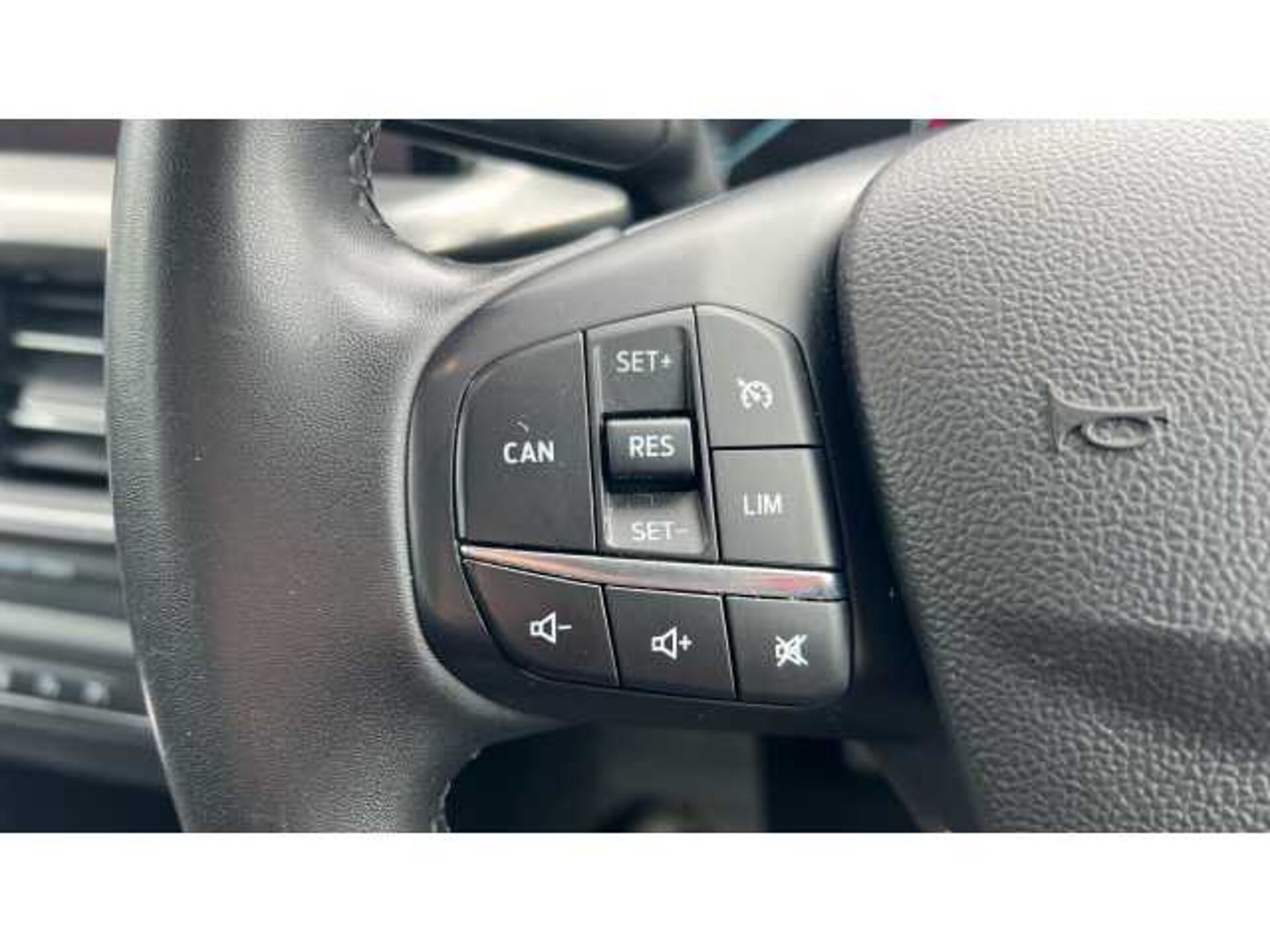 Ford Focus FOCUS 1.0 EcoBoost Hybrid mHEV 155 Titanium 5dr Auto 