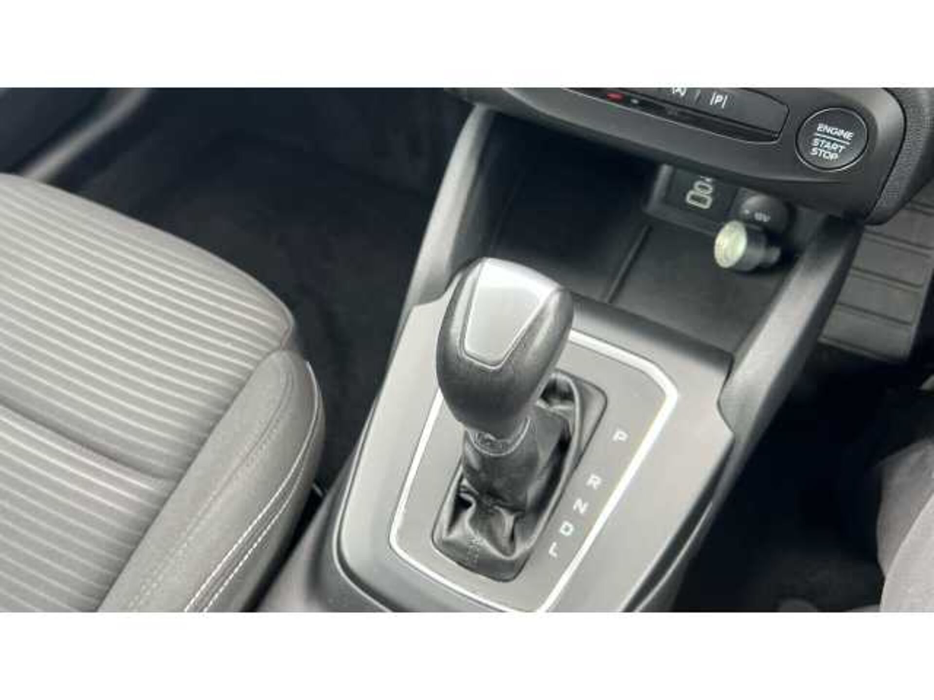 Ford Focus FOCUS 1.0 EcoBoost Hybrid mHEV 155 Titanium 5dr Auto 