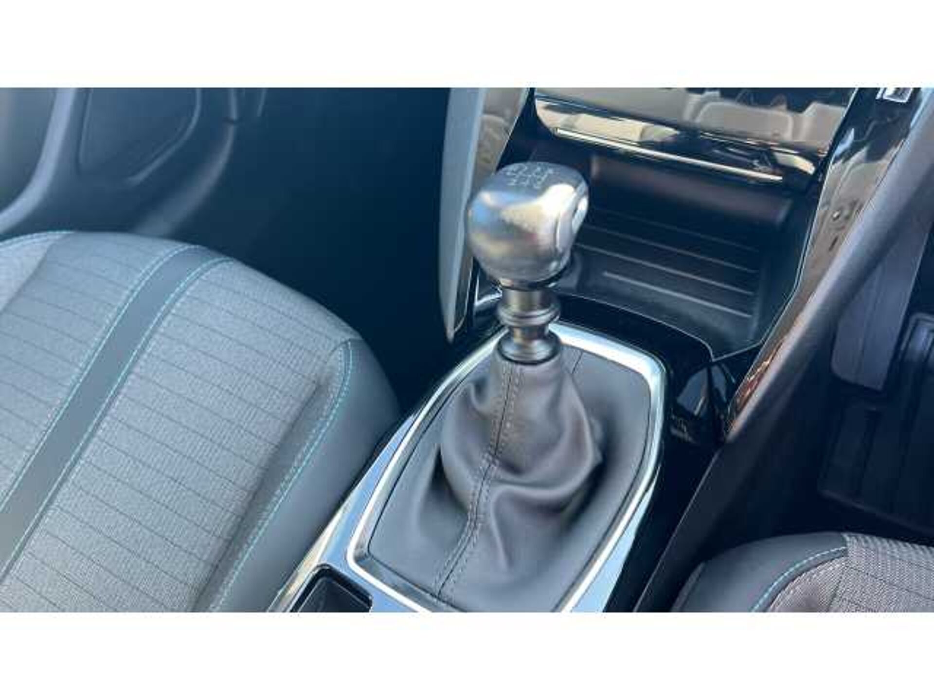 Peugeot 208 208 1.2 PureTech 100 Allure Premium 5dr 