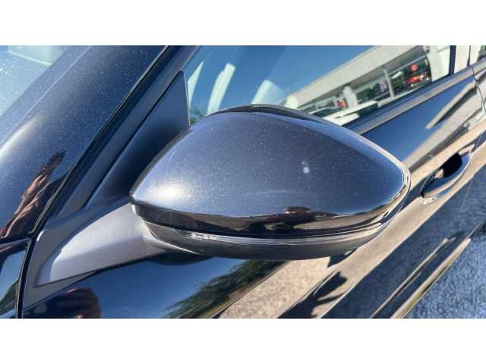 Peugeot 208 208 1.2 PureTech 100 Allure Premium 5dr 