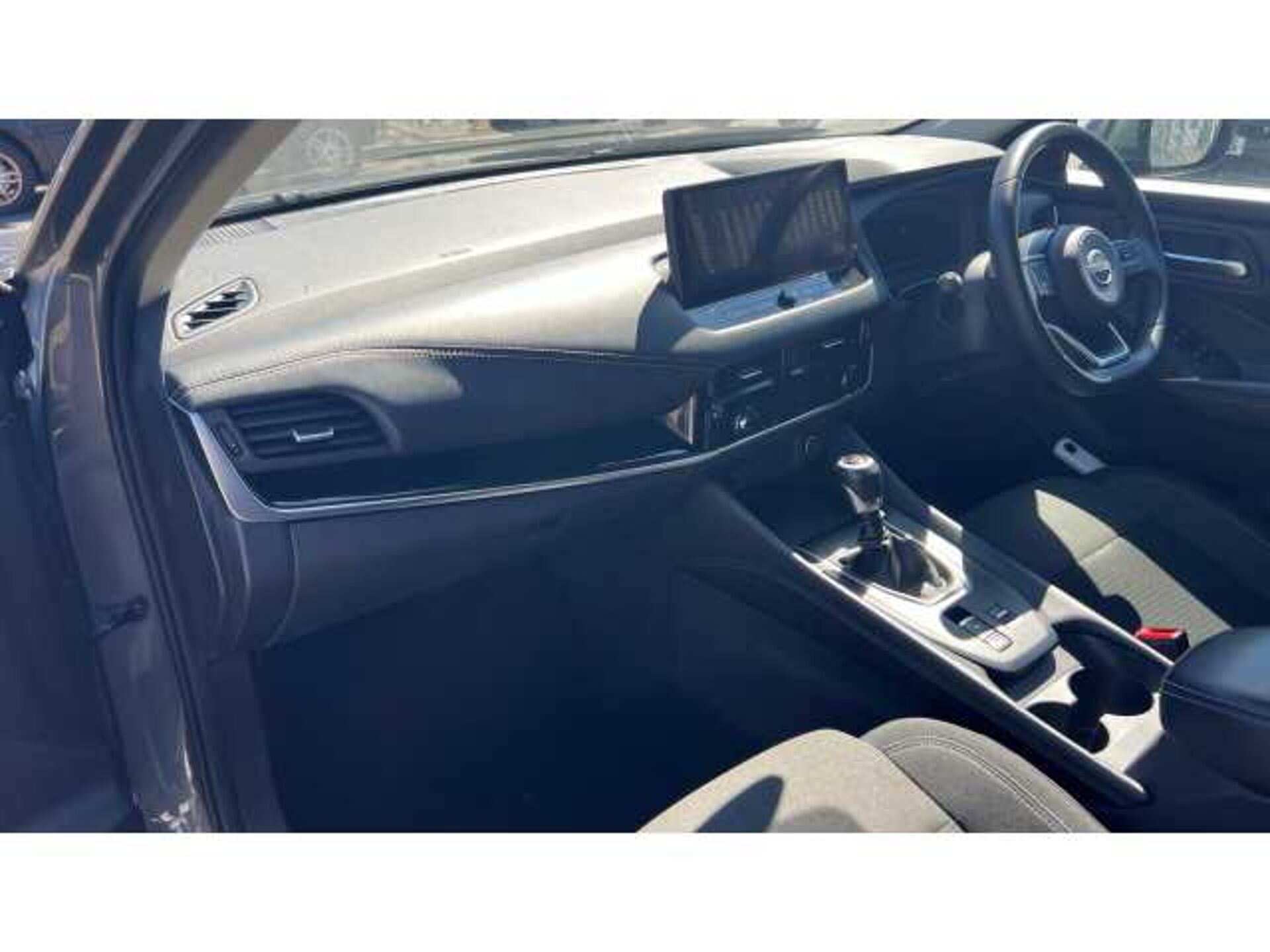 Nissan Qashqai QASHQAI 1.3 DiG-T MH N-Connecta 5dr 