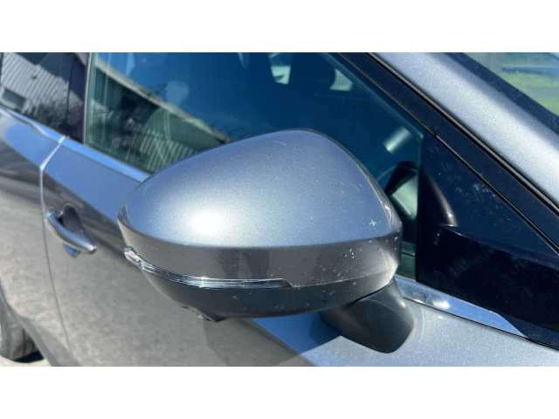 Nissan Qashqai QASHQAI 1.3 DiG-T MH N-Connecta 5dr 