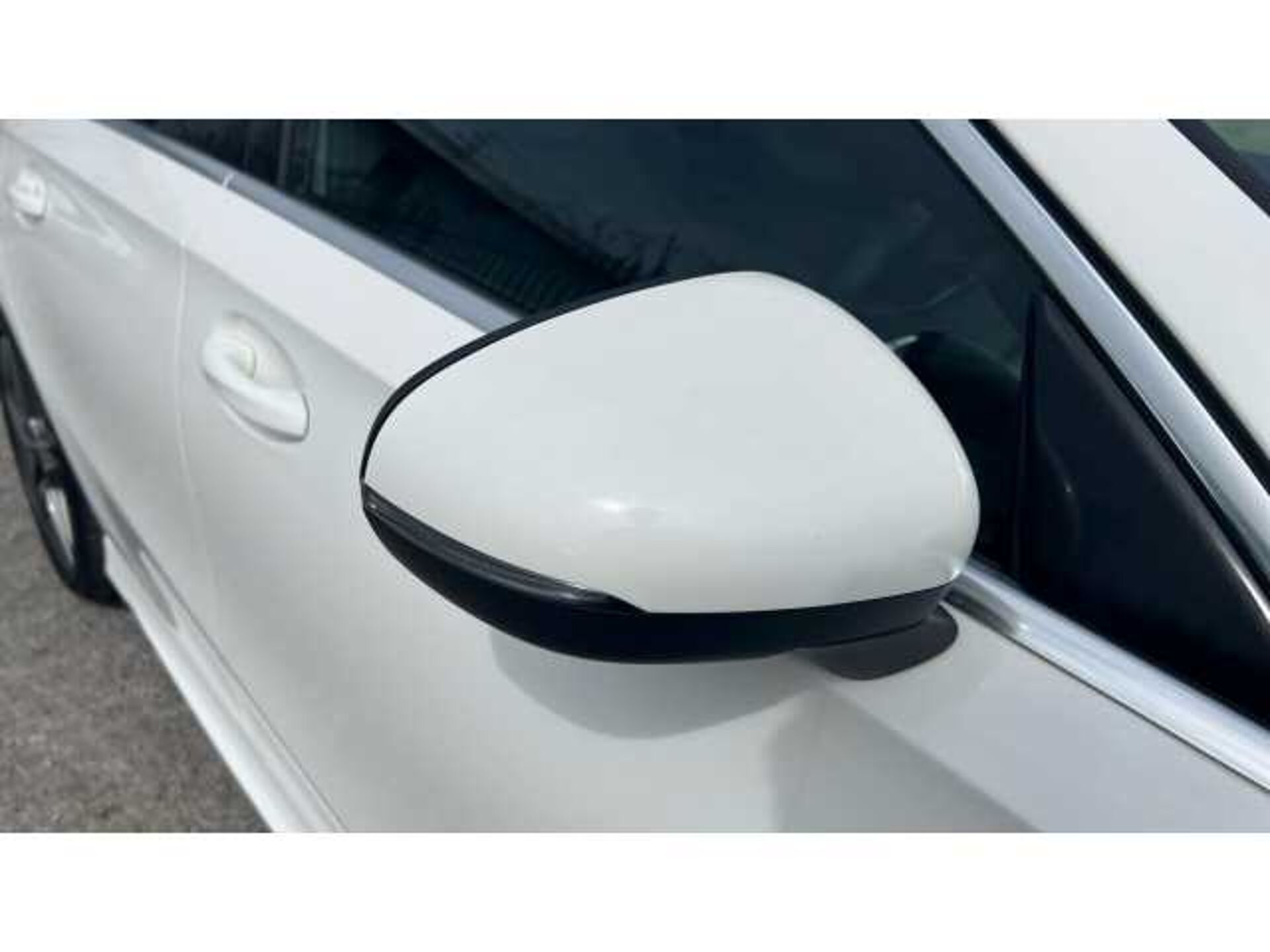 Mercedes-Benz A CLASS A200 AMG Line Executive 5dr Auto 
