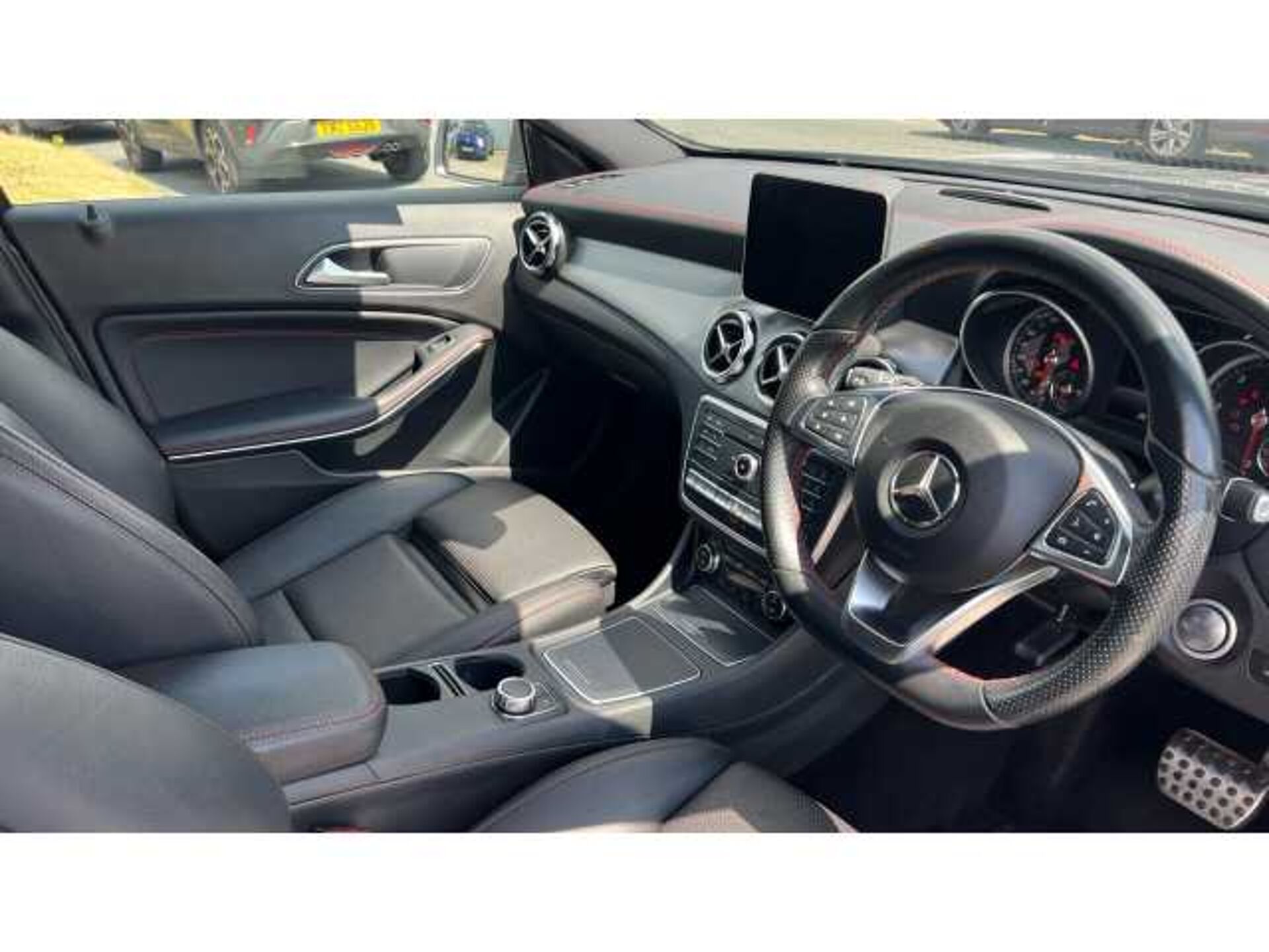 Mercedes-Benz GLA 220 GLA 220d 4Matic AMG Line Premium 5dr Auto 