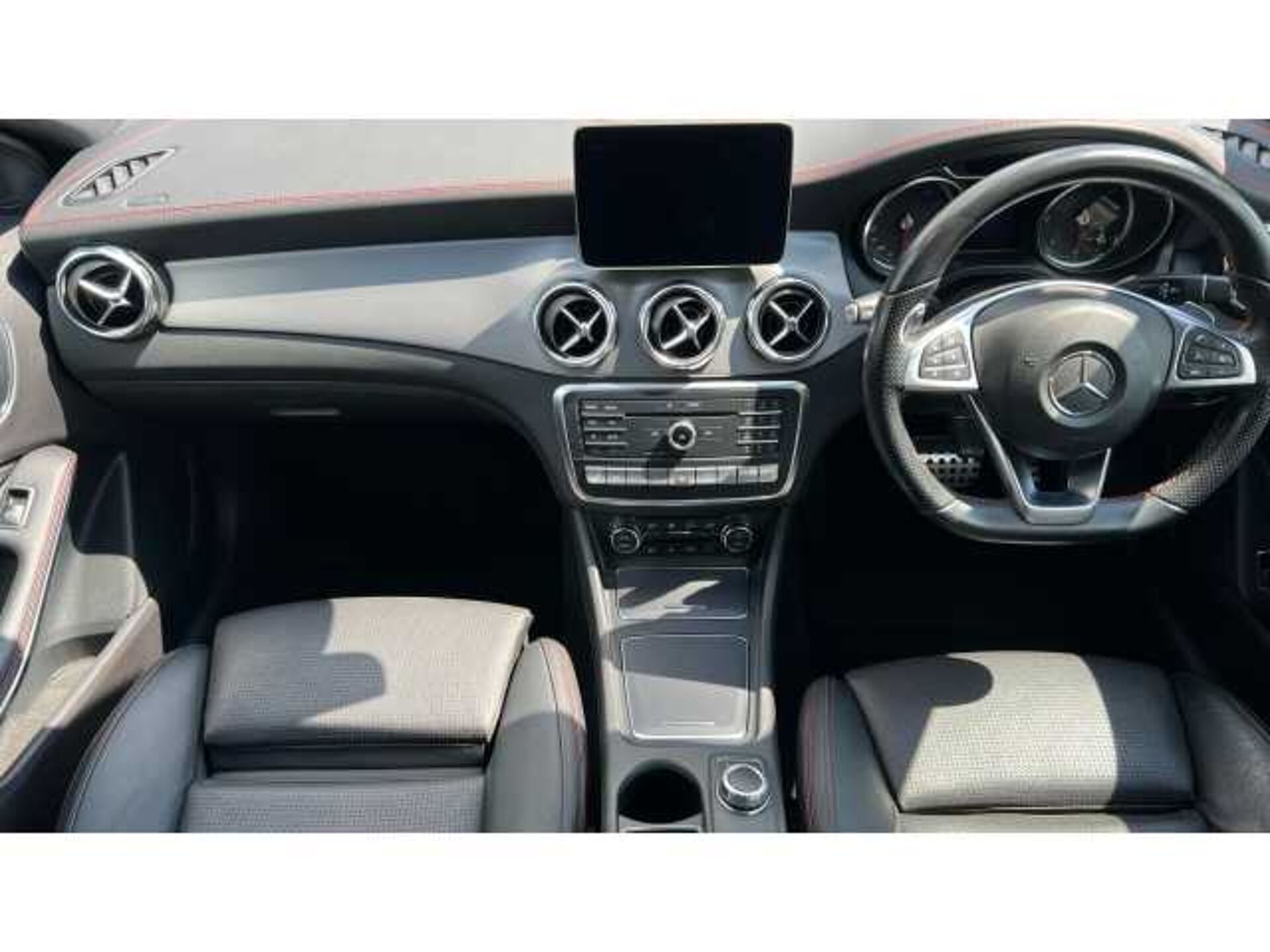 Mercedes-Benz GLA 220 GLA 220d 4Matic AMG Line Premium 5dr Auto 