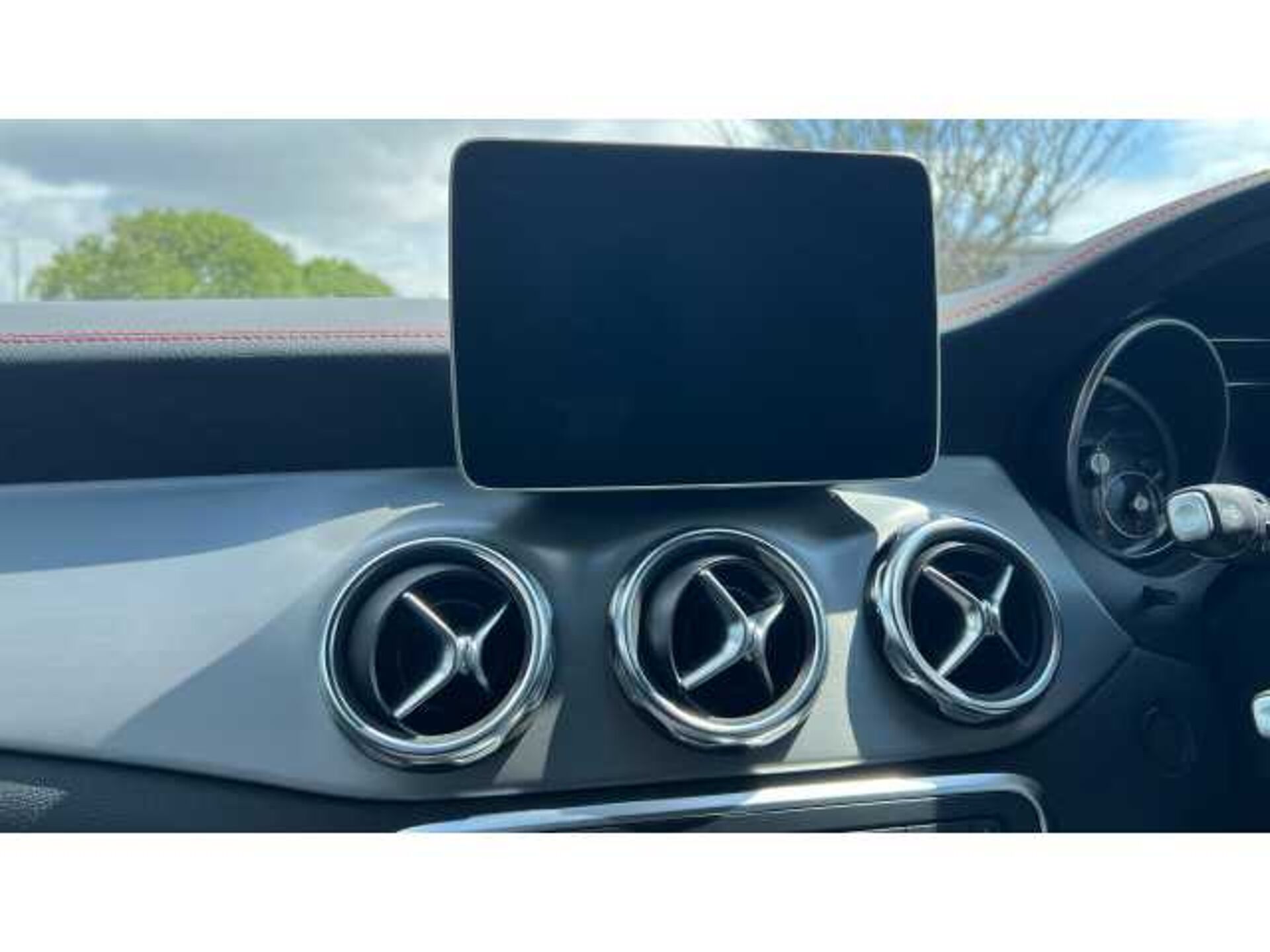 Mercedes-Benz GLA 220 GLA 220d 4Matic AMG Line Premium 5dr Auto 