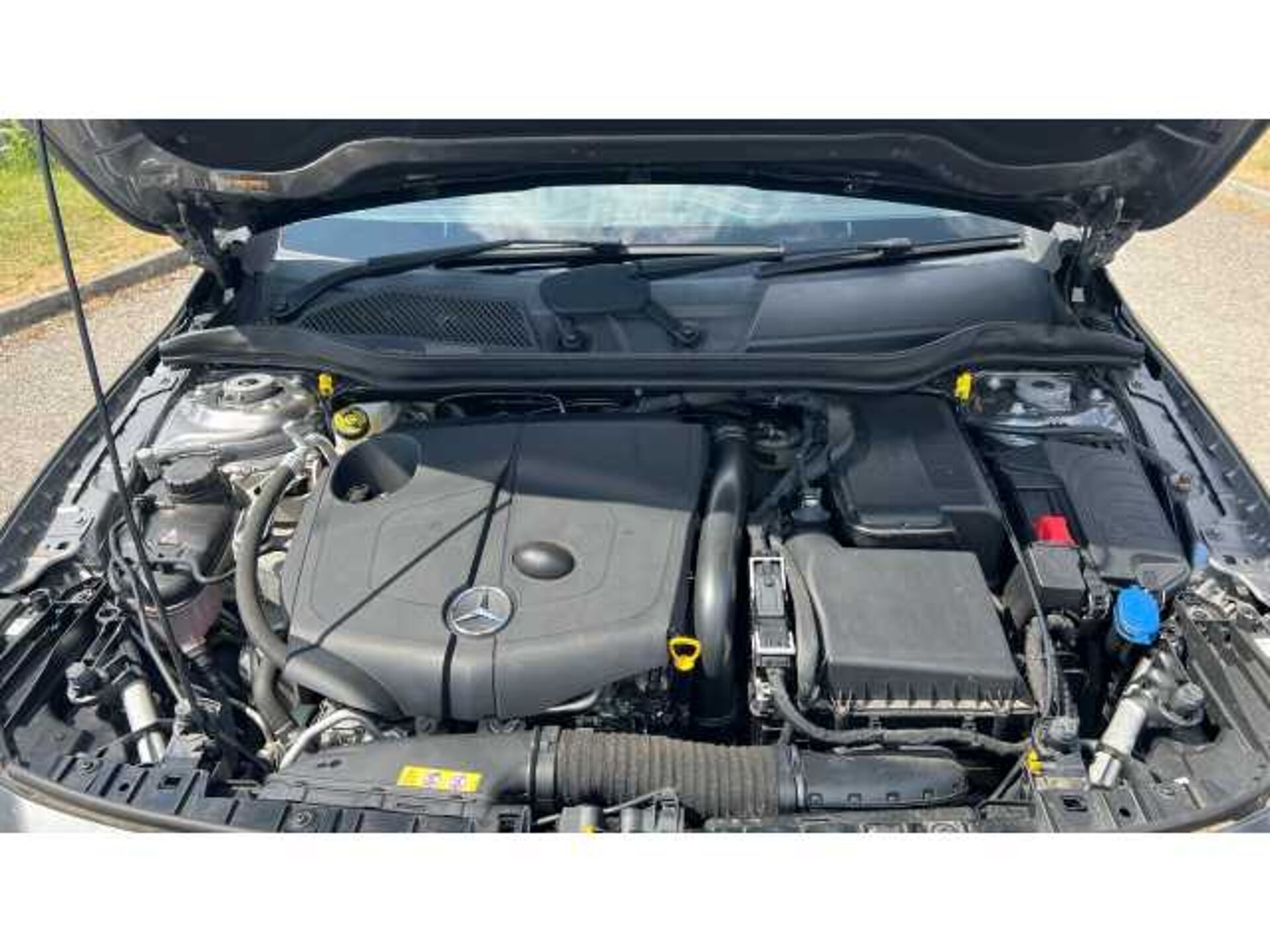 Mercedes-Benz GLA 220 GLA 220d 4Matic AMG Line Premium 5dr Auto 