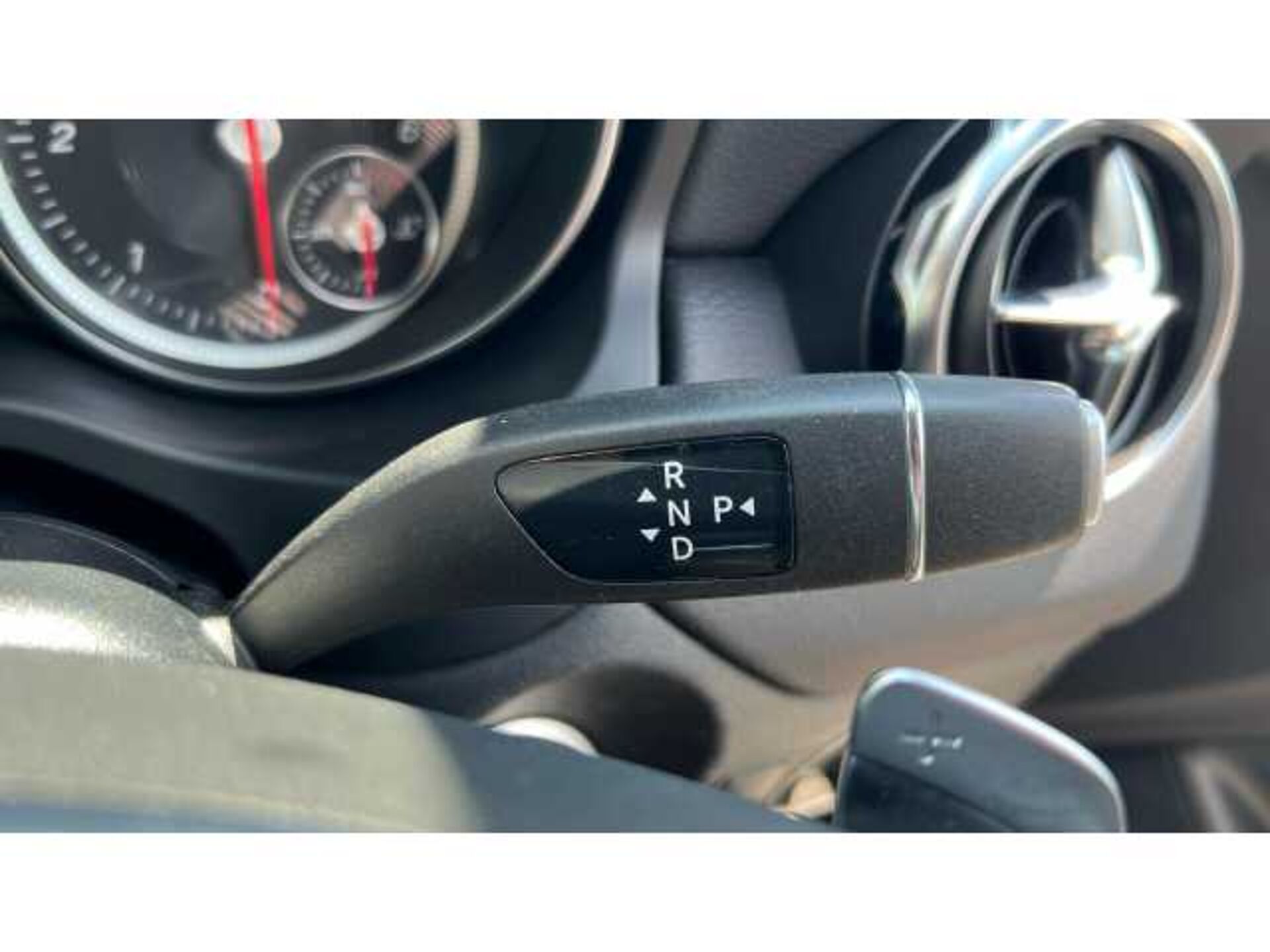 Mercedes-Benz GLA 220 GLA 220d 4Matic AMG Line Premium 5dr Auto 