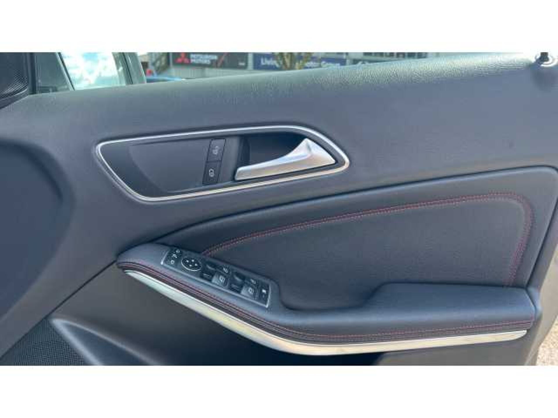 Mercedes-Benz GLA 220 GLA 220d 4Matic AMG Line Premium 5dr Auto 