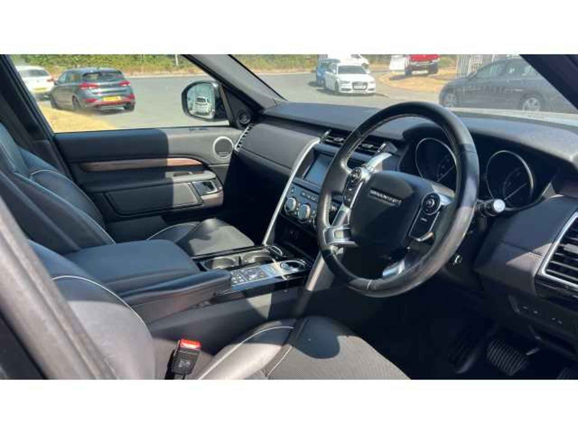 Land Rover Discovery DISCOVERY 2.0 SD4 HSE 5dr Auto 