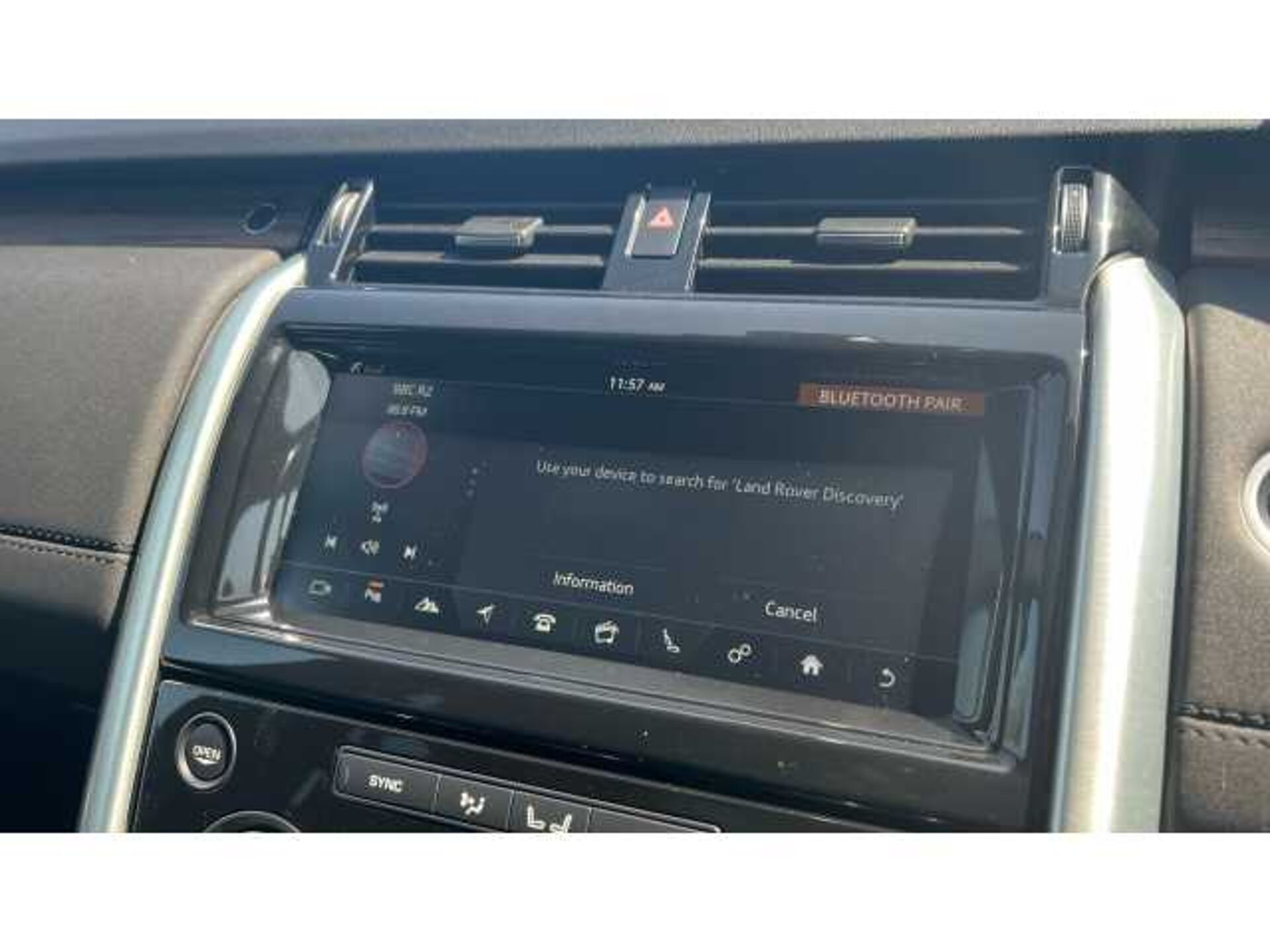 Land Rover Discovery DISCOVERY 2.0 SD4 HSE 5dr Auto 