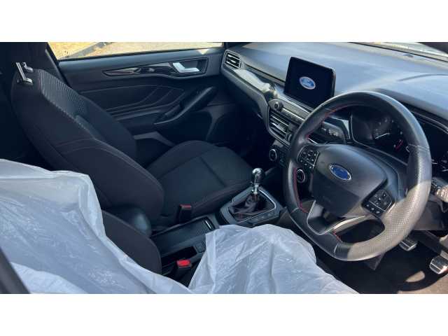 Ford Focus FOCUS 1.0 EcoBoost 125 ST-Line Nav 5dr 
