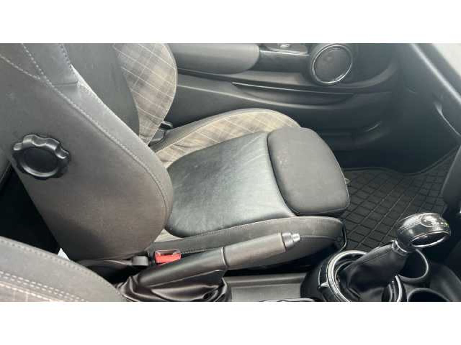 MINI Mini HATCHBACK 1.5 Cooper 3dr Auto 