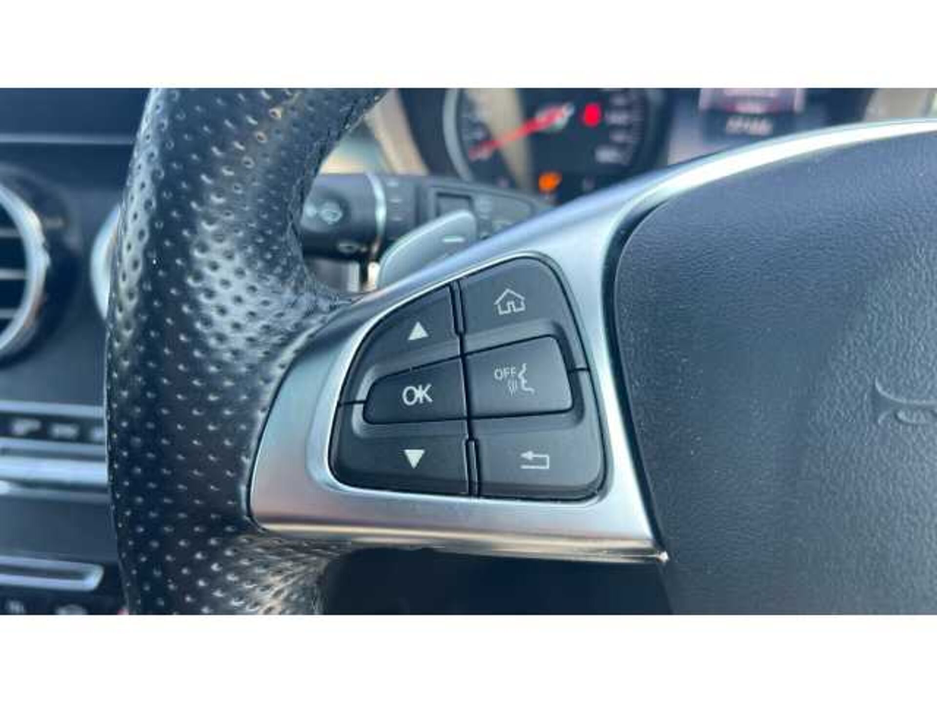 Mercedes-Benz GLC 250 GLC 250d 4Matic AMG Line 5dr 9G-Tronic 