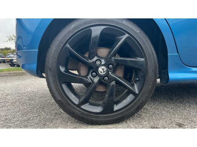 Vauxhall Corsa C CORSA 1.4 SRi Vx-line Nav Black 5dr 