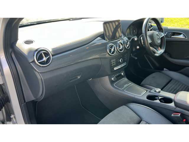 Mercedes-Benz B CLASS B200d AMG Line Premium Plus 5dr Auto 