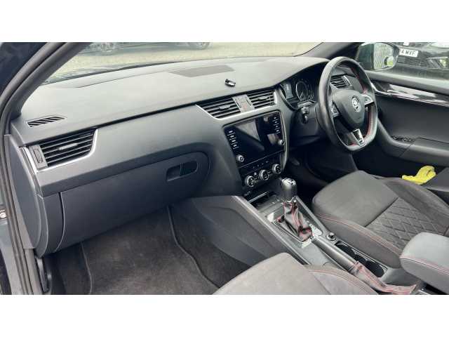 SKODA Octavia OCTAVIA 2.0 TSI vRS 5dr DSG 