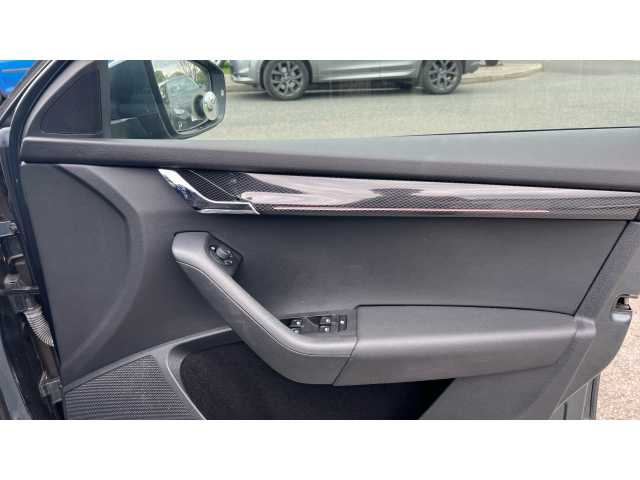 SKODA Octavia OCTAVIA 2.0 TSI vRS 5dr DSG 