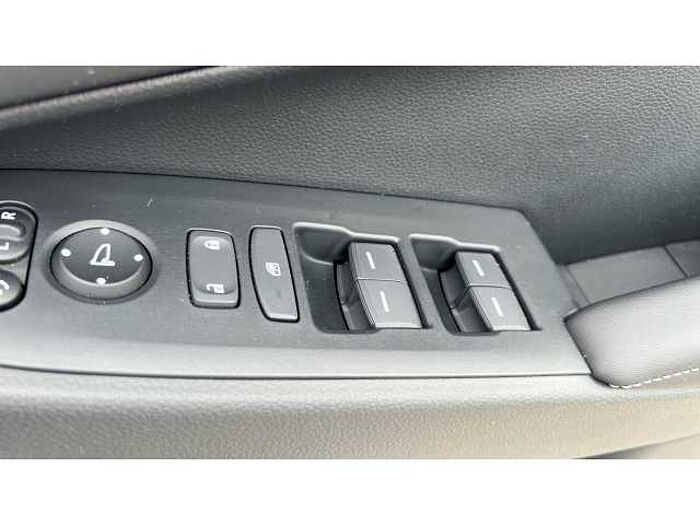 Honda HR-V Hybrid 1.5 eHEV Advance 5dr CVT 