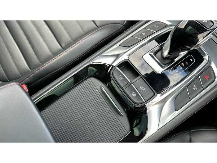 MG HS 1.5 T-GDI Exclusive 5dr DCT 