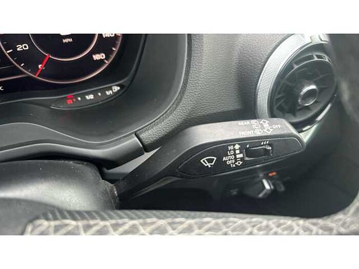 Audi Q2 Q2 35 TFSI S Line 5dr S Tronic 