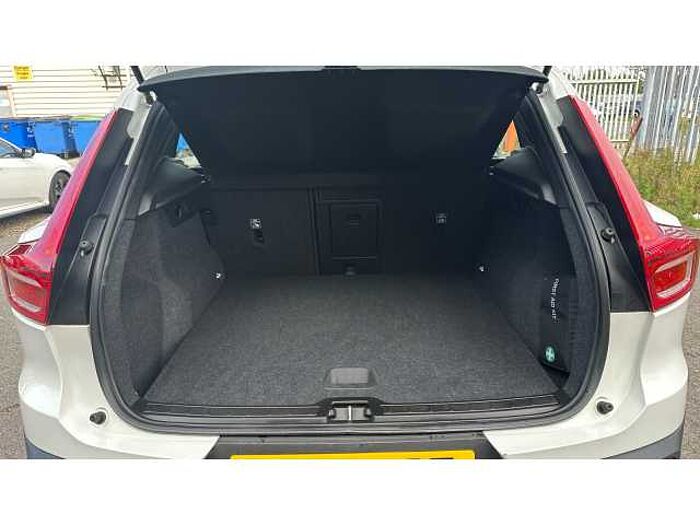 Volvo XC40 XC40 1.5 T3 Momentum 5dr 