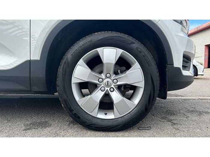Volvo XC40 XC40 1.5 T3 Momentum 5dr 