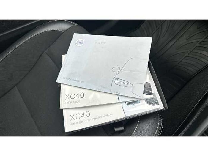 Volvo XC40 XC40 1.5 T3 Momentum 5dr 