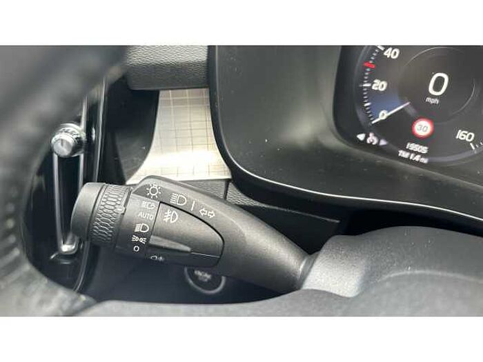 Volvo XC40 XC40 1.5 T3 Momentum 5dr 