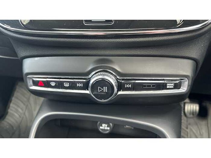 Volvo XC40 XC40 1.5 T3 Momentum 5dr 