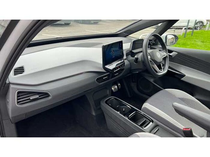 Volkswagen ID.3 150kW Family Pro Performance 58kWh 5dr Auto 
