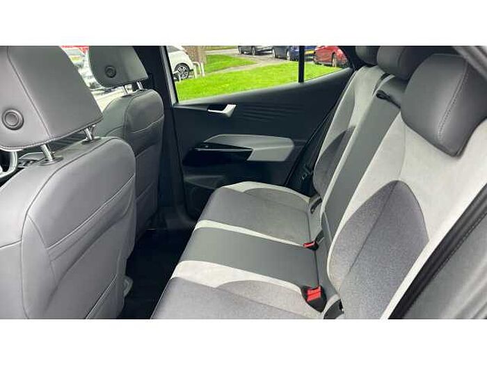 Volkswagen ID.3 150kW Family Pro Performance 58kWh 5dr Auto 