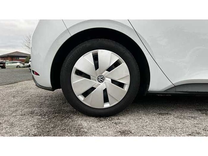 Volkswagen ID.3 150kW Family Pro Performance 58kWh 5dr Auto 