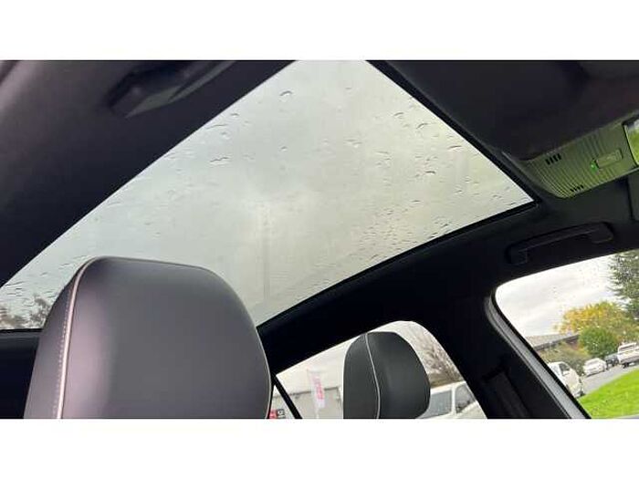 Volkswagen ID.3 150kW Family Pro Performance 58kWh 5dr Auto 