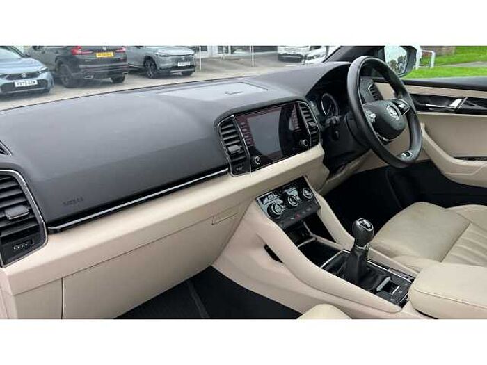 SKODA Karoq 1.0 TSI SE L 5dr 