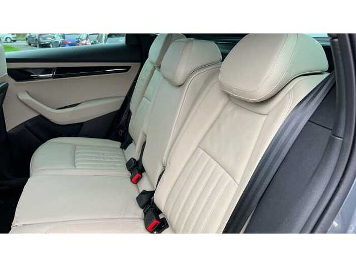 SKODA Karoq 1.0 TSI SE L 5dr 