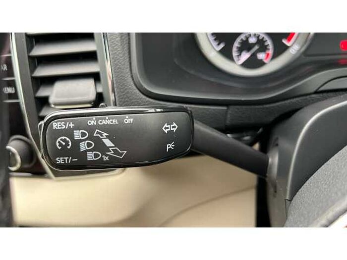 SKODA Karoq 1.0 TSI SE L 5dr 