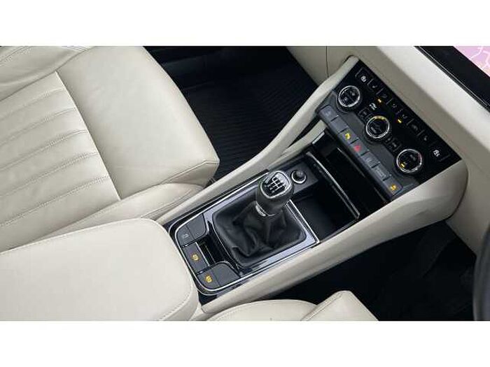 SKODA Karoq 1.0 TSI SE L 5dr 