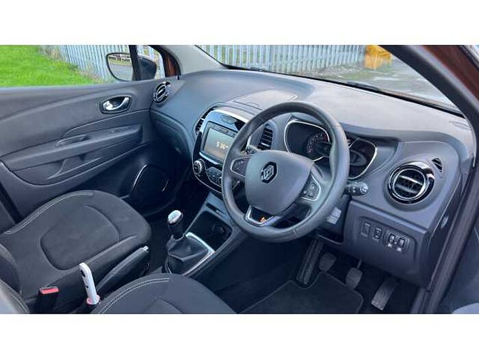Renault Captur 0.9 TCE 90 Iconic 5dr 