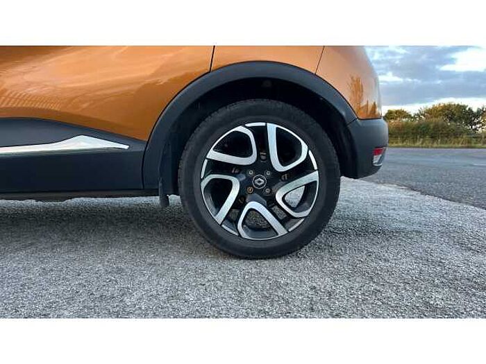 Renault Captur 0.9 TCE 90 Iconic 5dr 