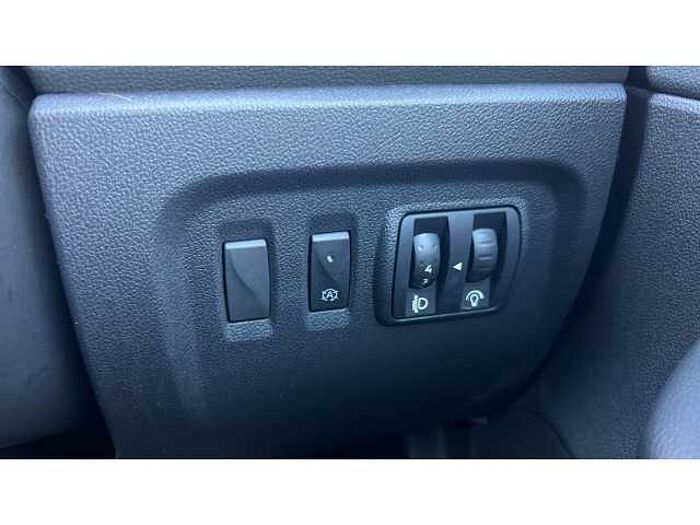 Renault Captur 0.9 TCE 90 Iconic 5dr 