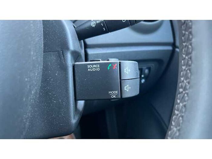 Renault Captur 0.9 TCE 90 Iconic 5dr 