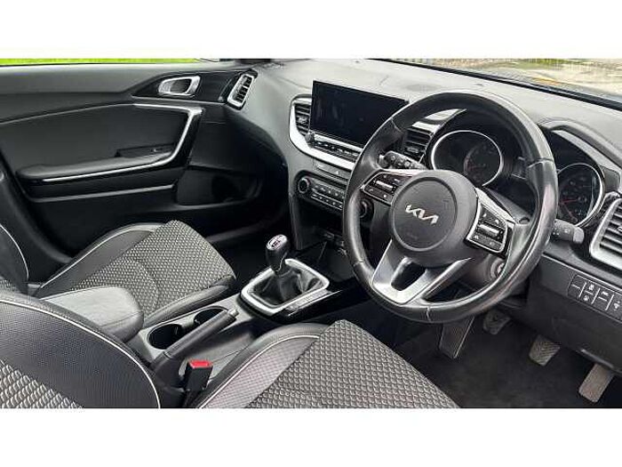 Kia Ceed 1.5T GDi ISG 3 5dr 